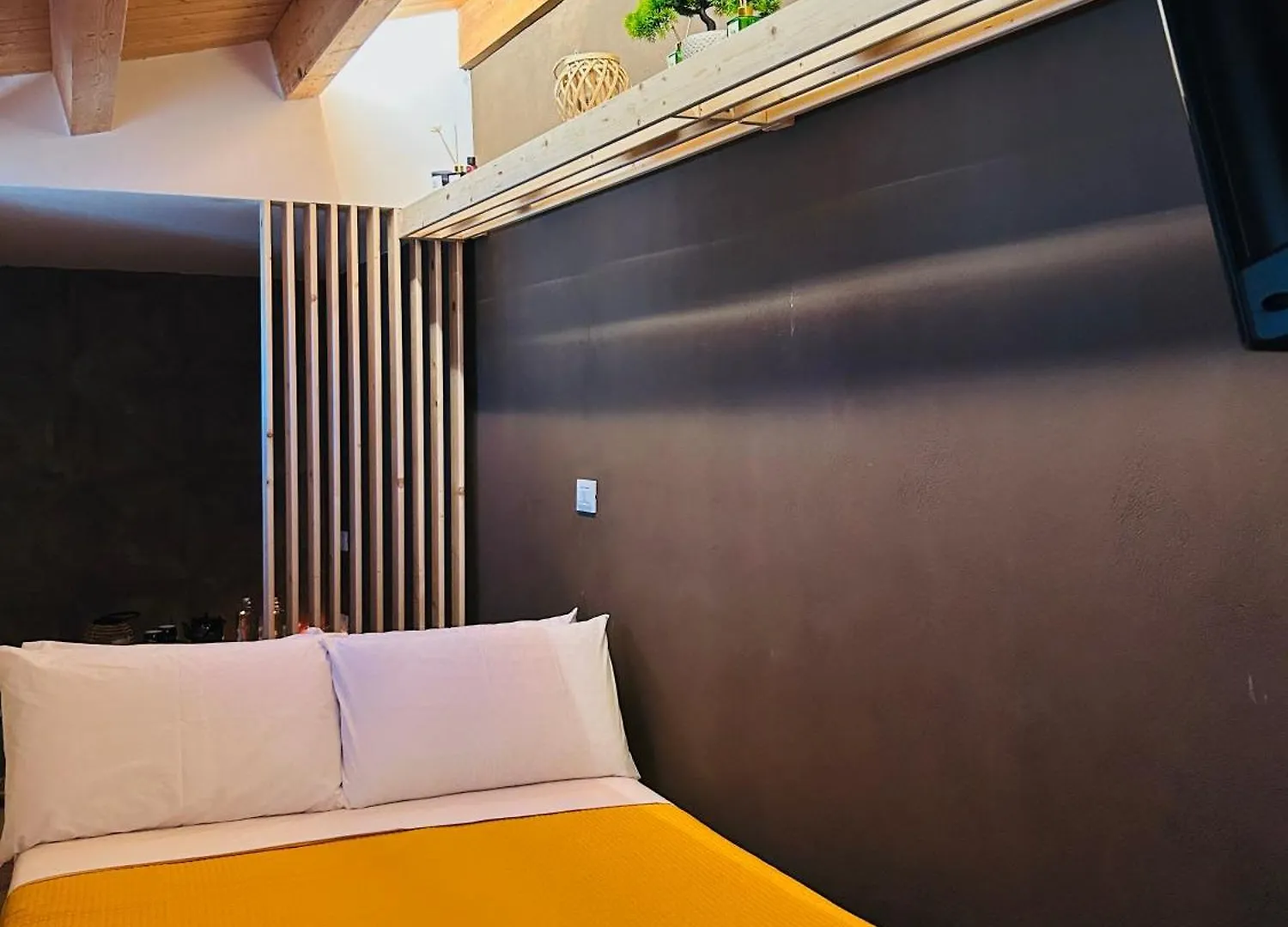 Πανσιόν Spera Luxury Palermo & Spa